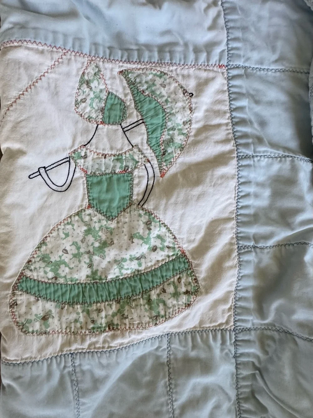 Umbrella Girl Vintage Quilt 88” X 77” Vintage